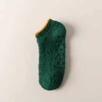 Осенне-зимние женские носки-лодочки, теплые домашние носки из кораллового флиса, нескользящие носки для жены, высококачественные повседневные носки для колледжа с низким вырезом